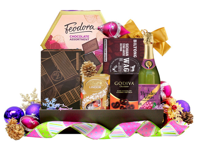 Christmas Gift Hamper - Christmas Fancy Wine And Food Gift Hamper H38 - L97522 Photo